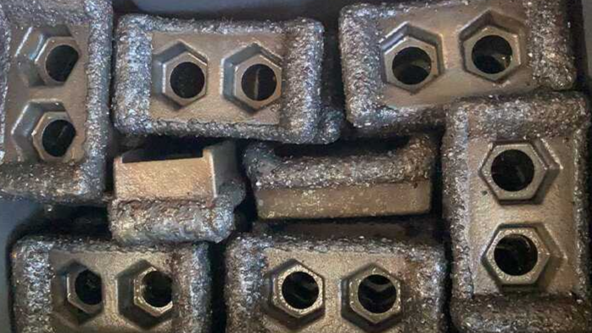 230905-28th-Can-You-Explain-the-Method-of-Making-a-Stump-Grinder-Sharp_-1